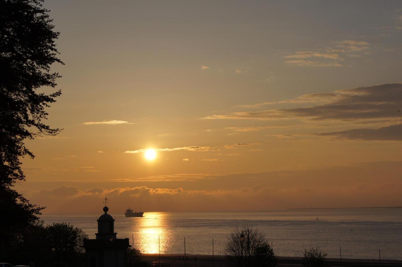 Le Manoir Des Impressionnistes - Bord De Mer Honfleur Esterno foto