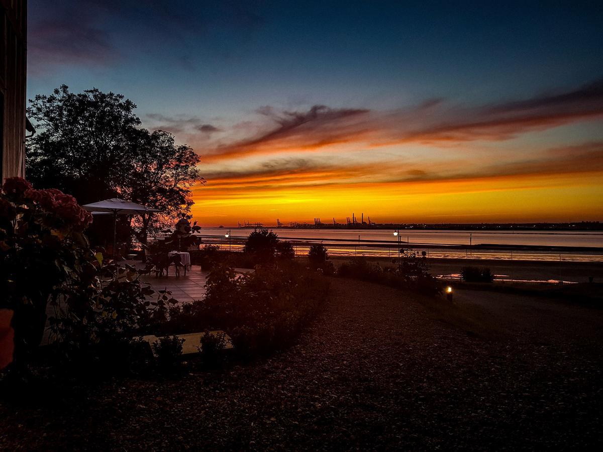 Le Manoir Des Impressionnistes - Bord De Mer Honfleur Esterno foto